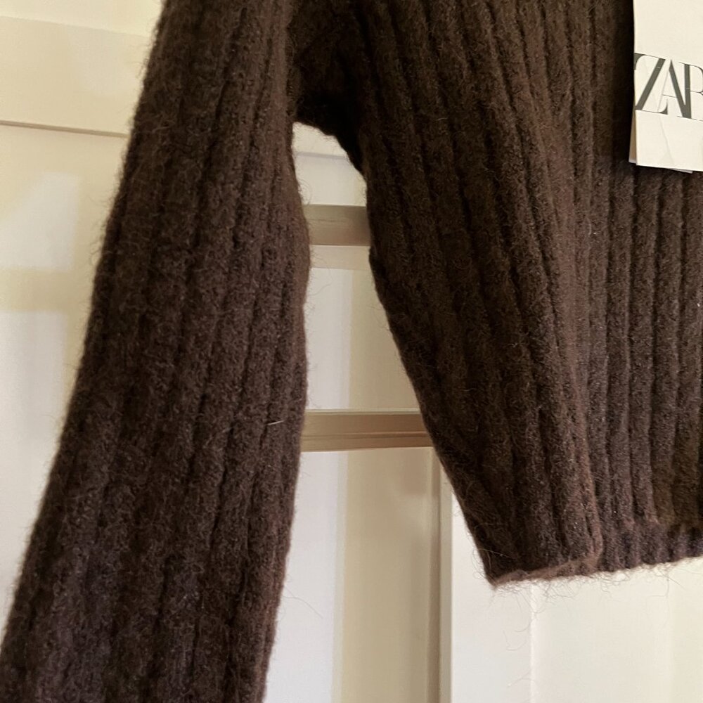 BNWT ZARA cropped knit (S) in allover earth brown - Picture 4 of 5